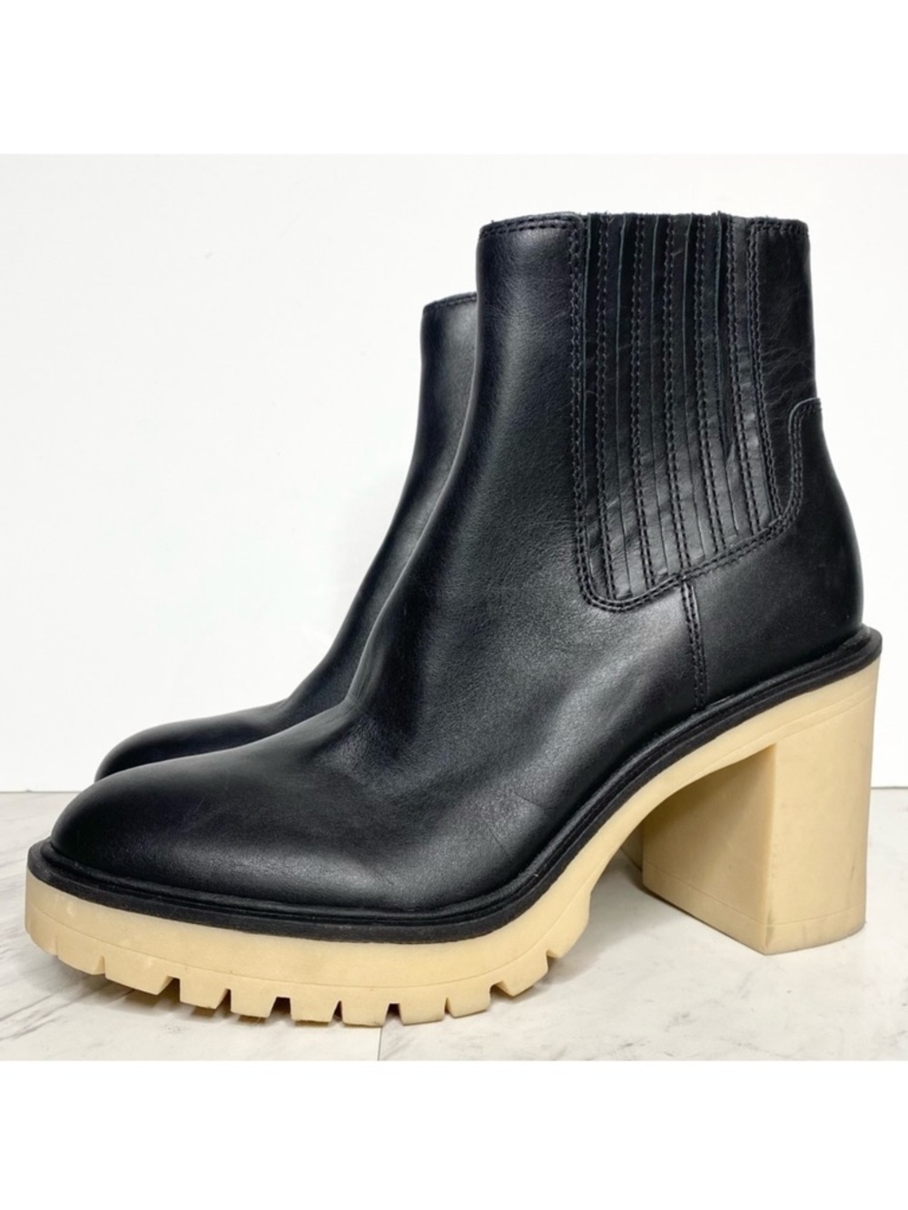 Dolce Vita Caster Black Leather Lug Sole Bootie 10
